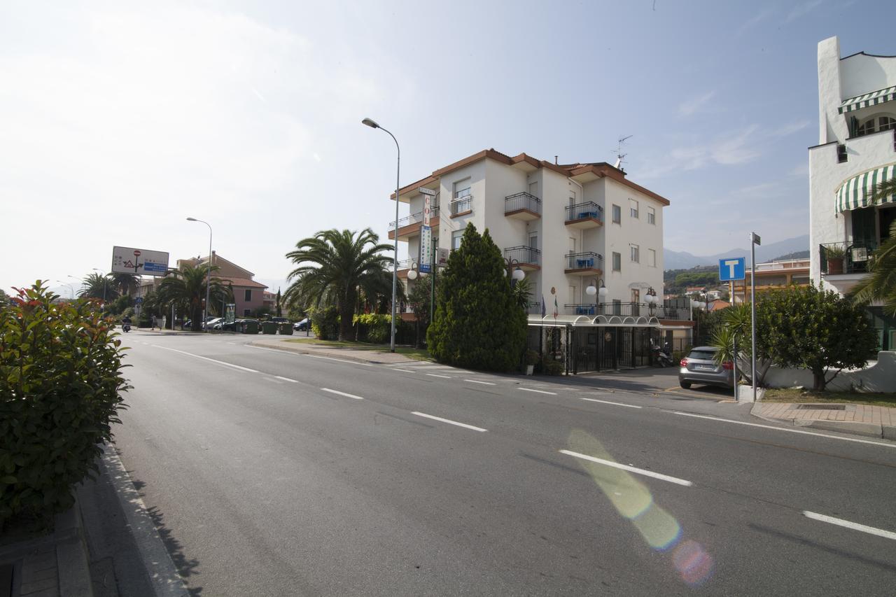 Aparthotel Colibri Family & Bike 3*