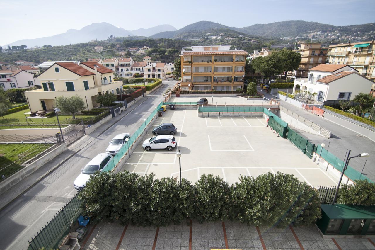 Colibri Family & Bike Loano